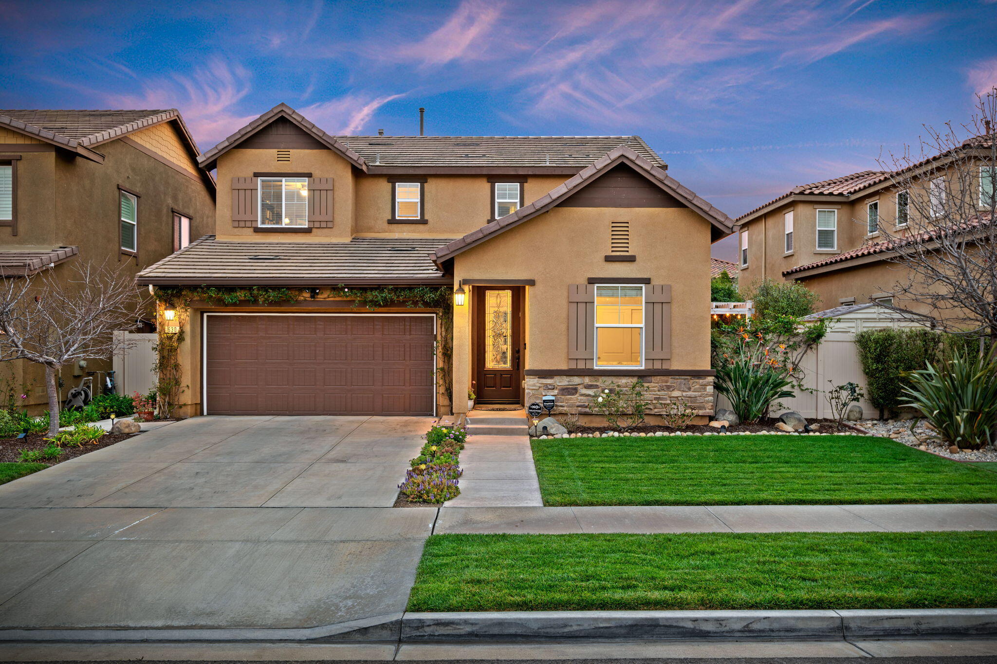 Twilight Street View