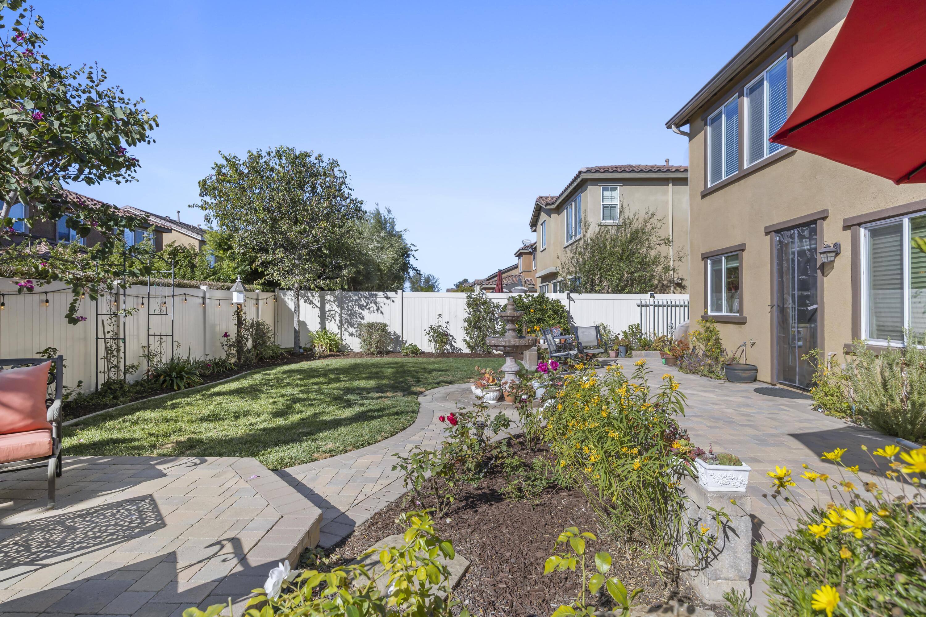 630 Whalen Way Oxnard, CA 93036 - Photo 18 of 36 Fountain View