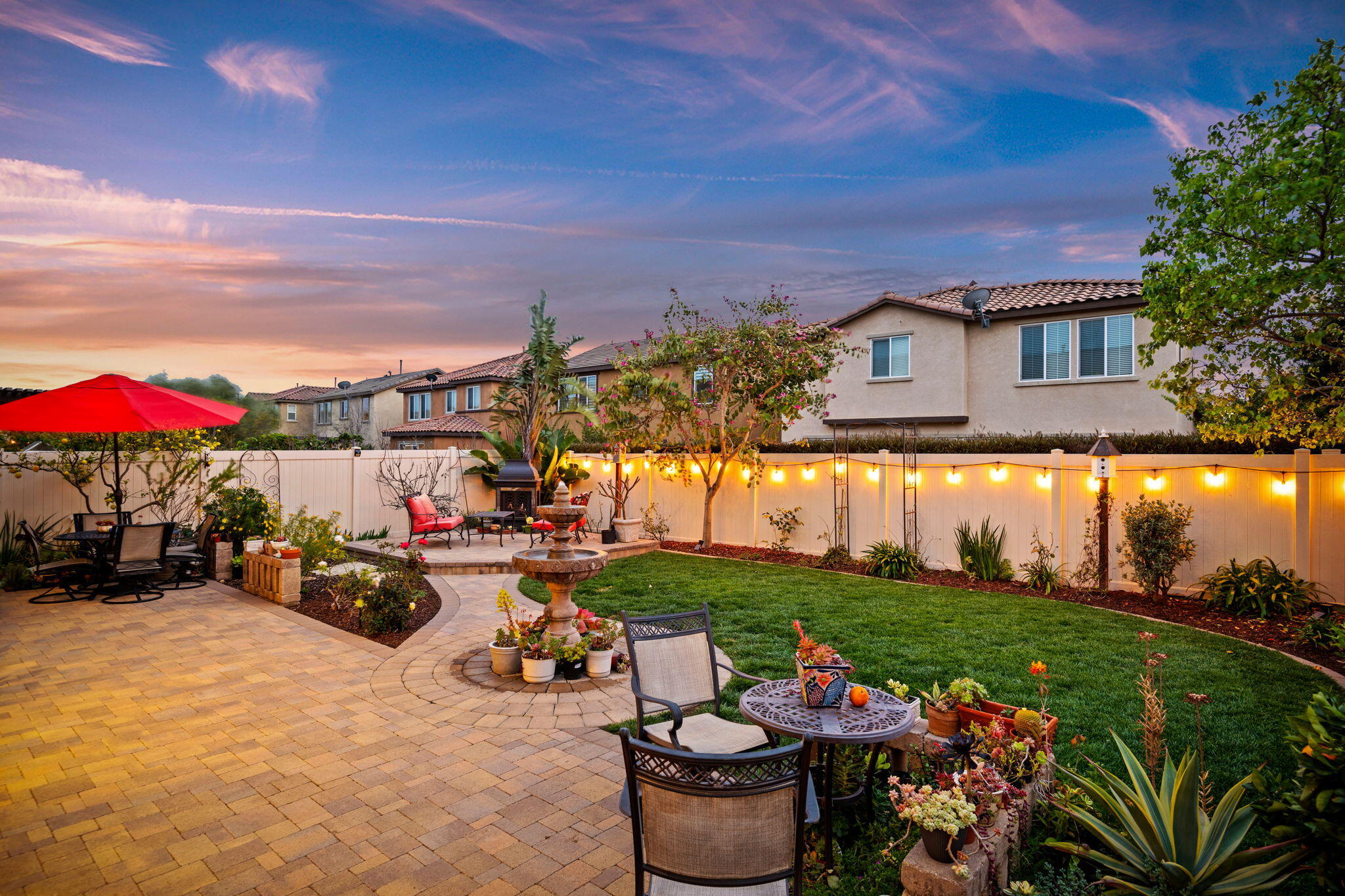 630 Whalen Way Oxnard, CA 93036 - Photo 23 of 36 Twilight Back Yard