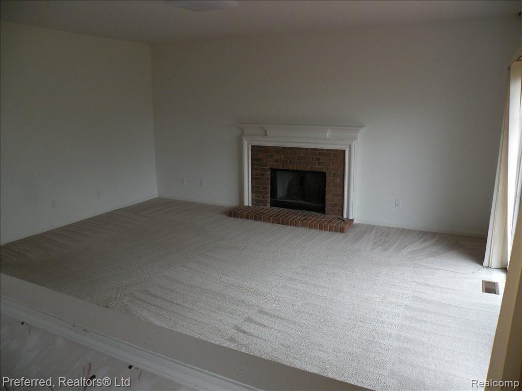 24742 Jamestowne Road Novi, MI 48375 - Photo 8 of 15 Great Room