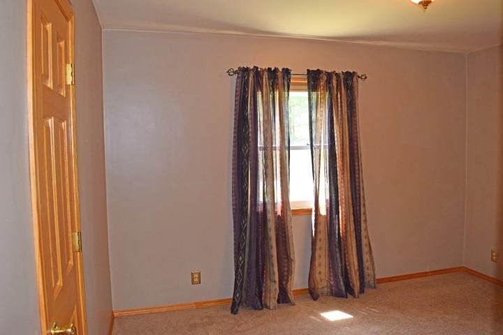 2306 Selzer Road Evansville, IN 47712 - Photo 16 of 23 Gallery Image 16
