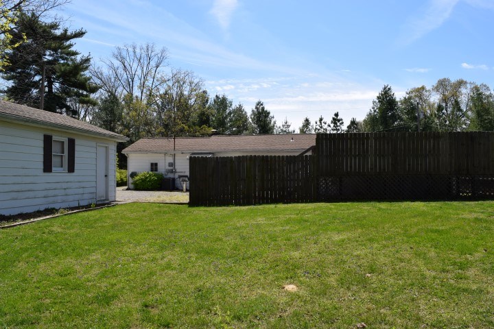 2306 Selzer Road Evansville, IN 47712 - Photo 22 of 23 Gallery Image 22