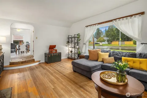 $525,000 | 627 Madison Street, Everett, WA 98203