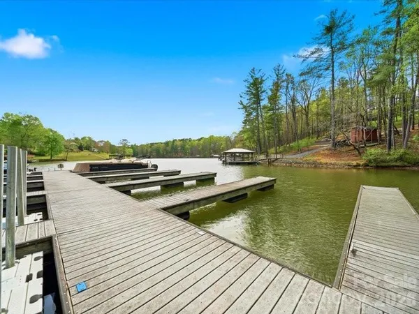 $17,995 | 6074 Plantation Pointe Drive, Granite Falls, NC 28630
