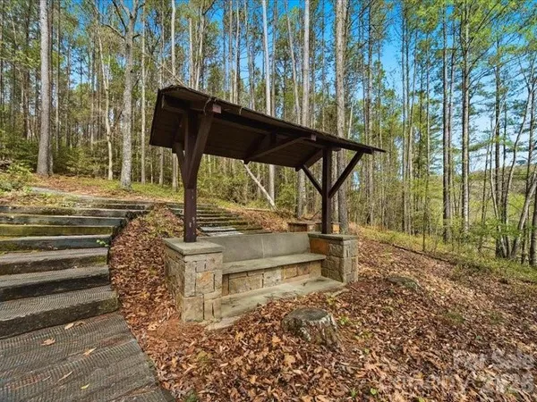 $17,995 | 6074 Plantation Pointe Drive, Granite Falls, NC 28630
