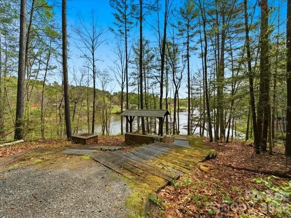 $17,995 | 6074 Plantation Pointe Drive, Granite Falls, NC 28630