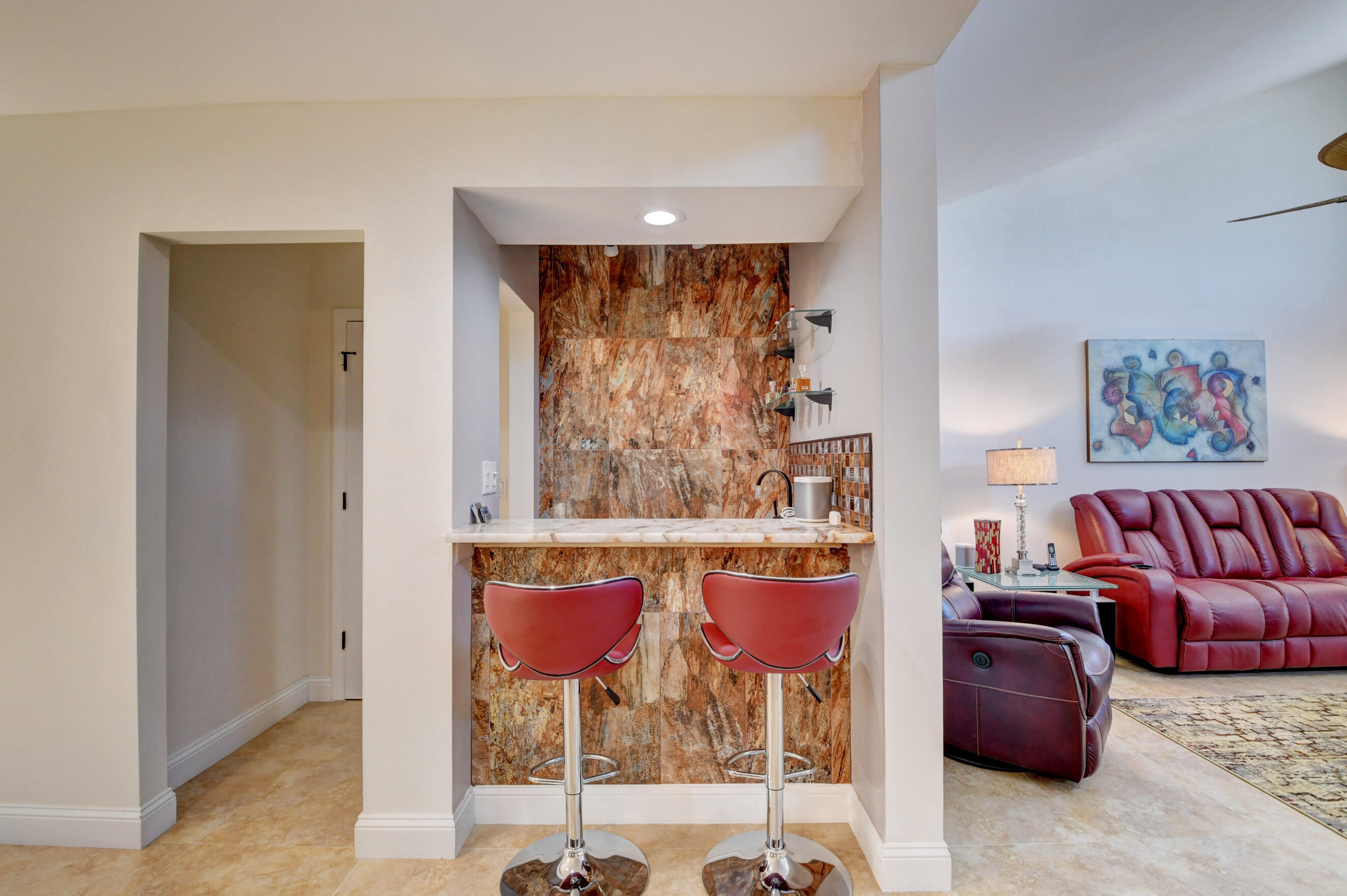 21933 Arriba Real, Unit 20B Boca Raton, FL 33433 - Photo 24 of 68 Bar