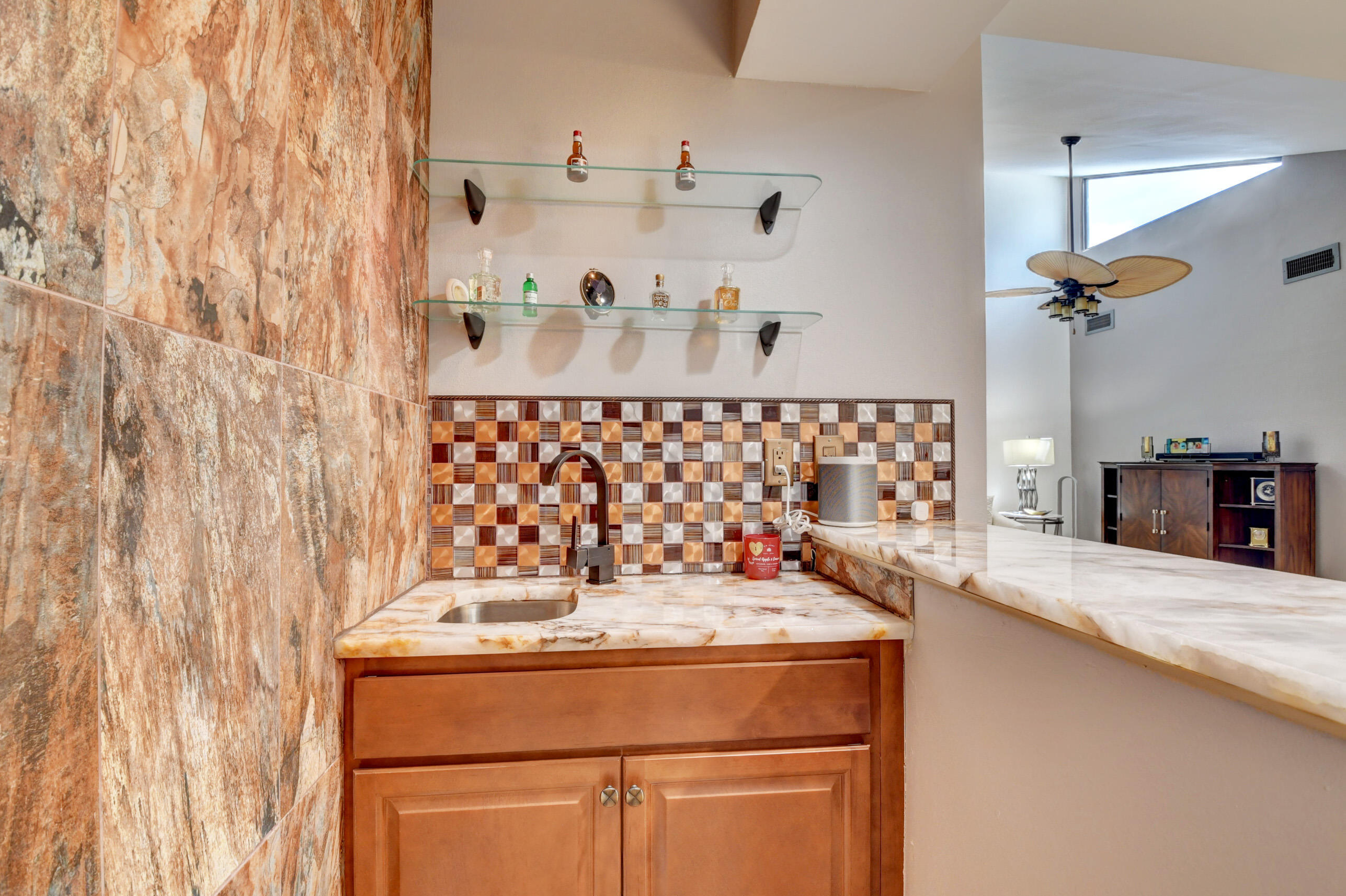 21933 Arriba Real, Unit 20B Boca Raton, FL 33433 - Photo 26 of 68 bar