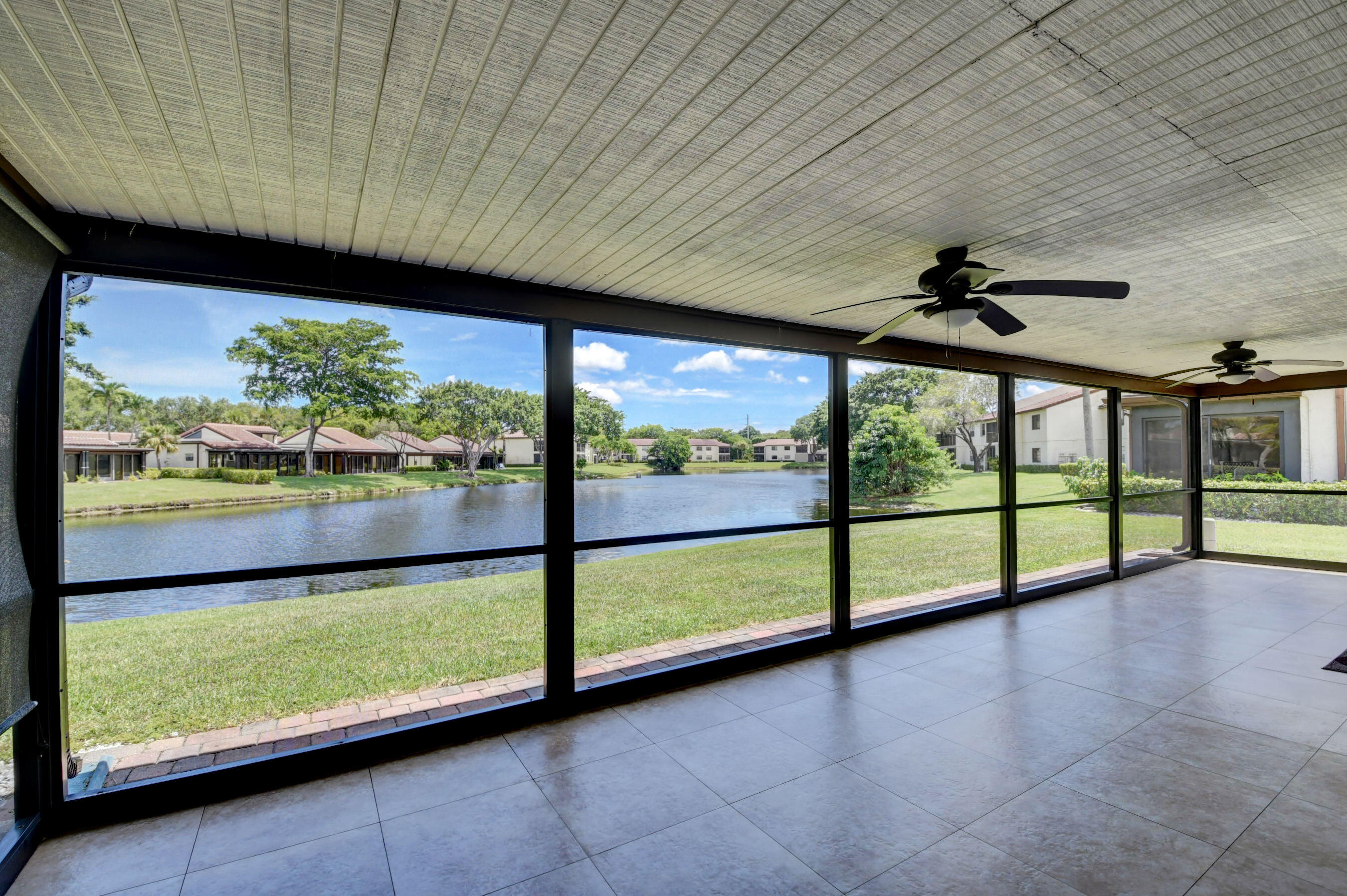 21933 Arriba Real, Unit 20B Boca Raton, FL 33433 - Photo 47 of 68 back patio