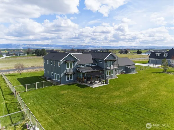 $1,395,000 | 353 Bluff Haven Road, Walla Walla, WA 99362