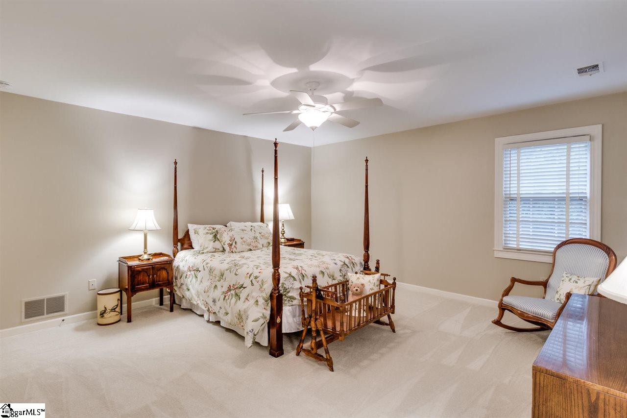 9 Rockingham Road Greenville, SC 29607 - Photo 20 of 36