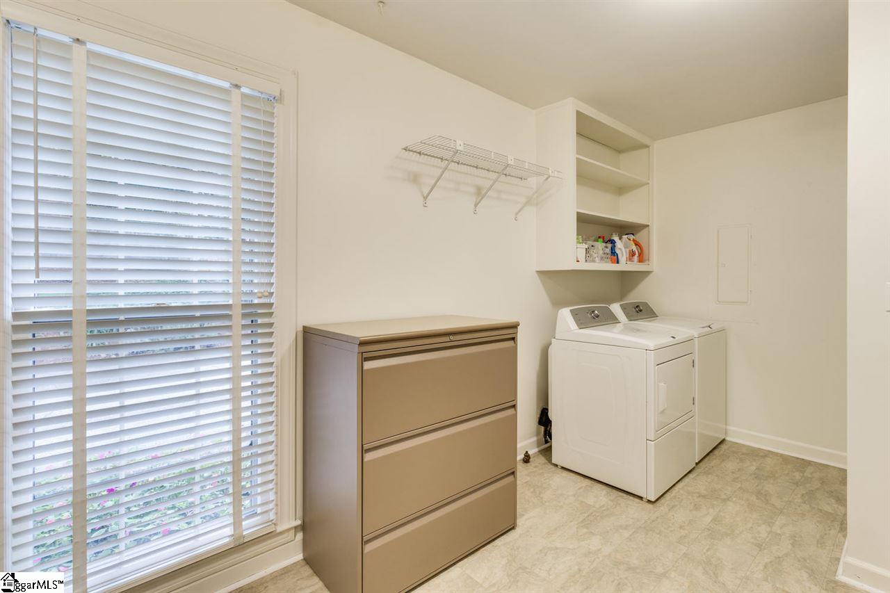 9 Rockingham Road Greenville, SC 29607 - Photo 26 of 36