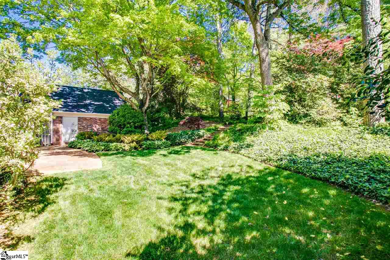 9 Rockingham Road Greenville, SC 29607 - Photo 34 of 36