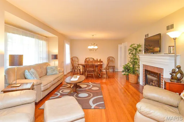 $150,000 | 16 Treebrook Drive, Crystal City, MO 63019