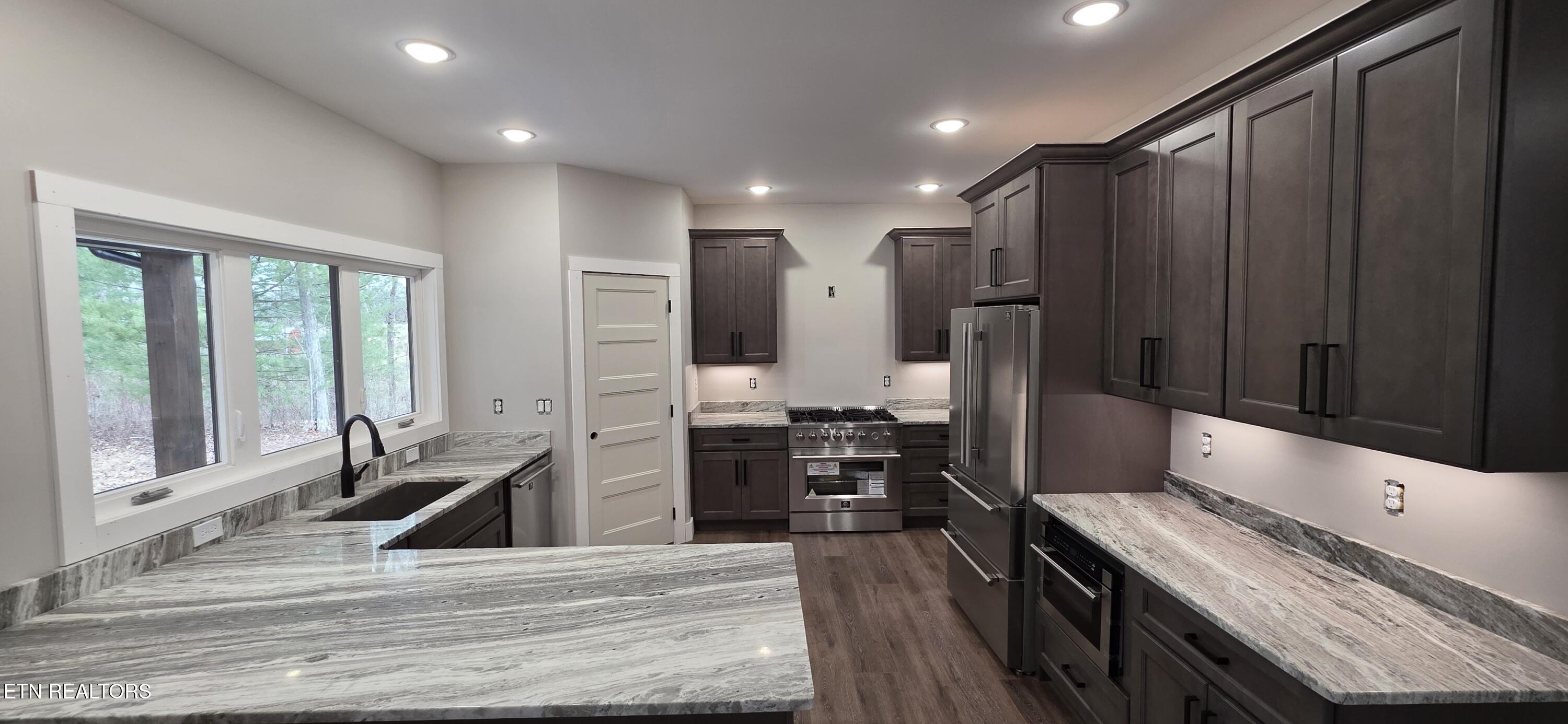 12 Pine Place Monterey, TN 38574 - Photo 11 of 25 pine kitcheen