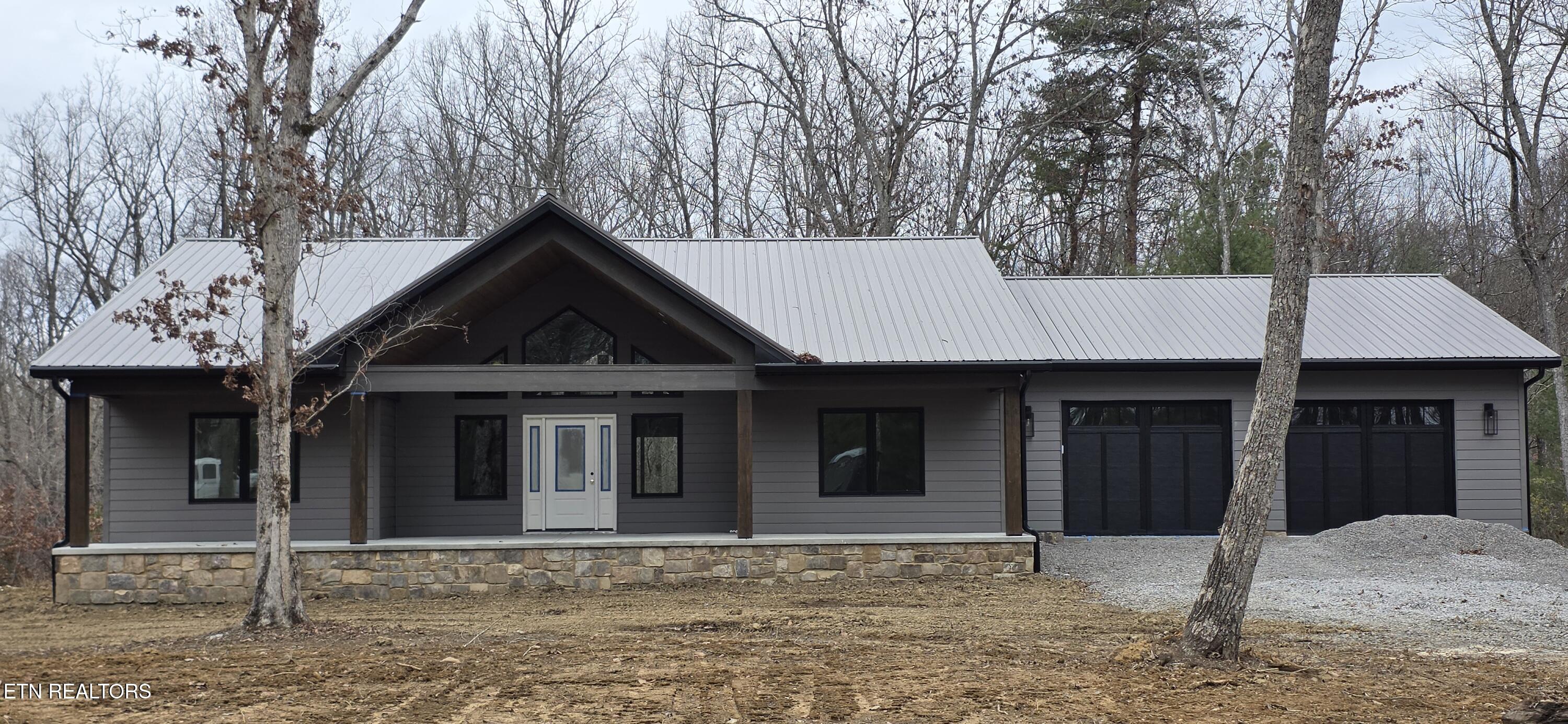 12 Pine Place Monterey, TN 38574 - Photo 6 of 25 pine direct front