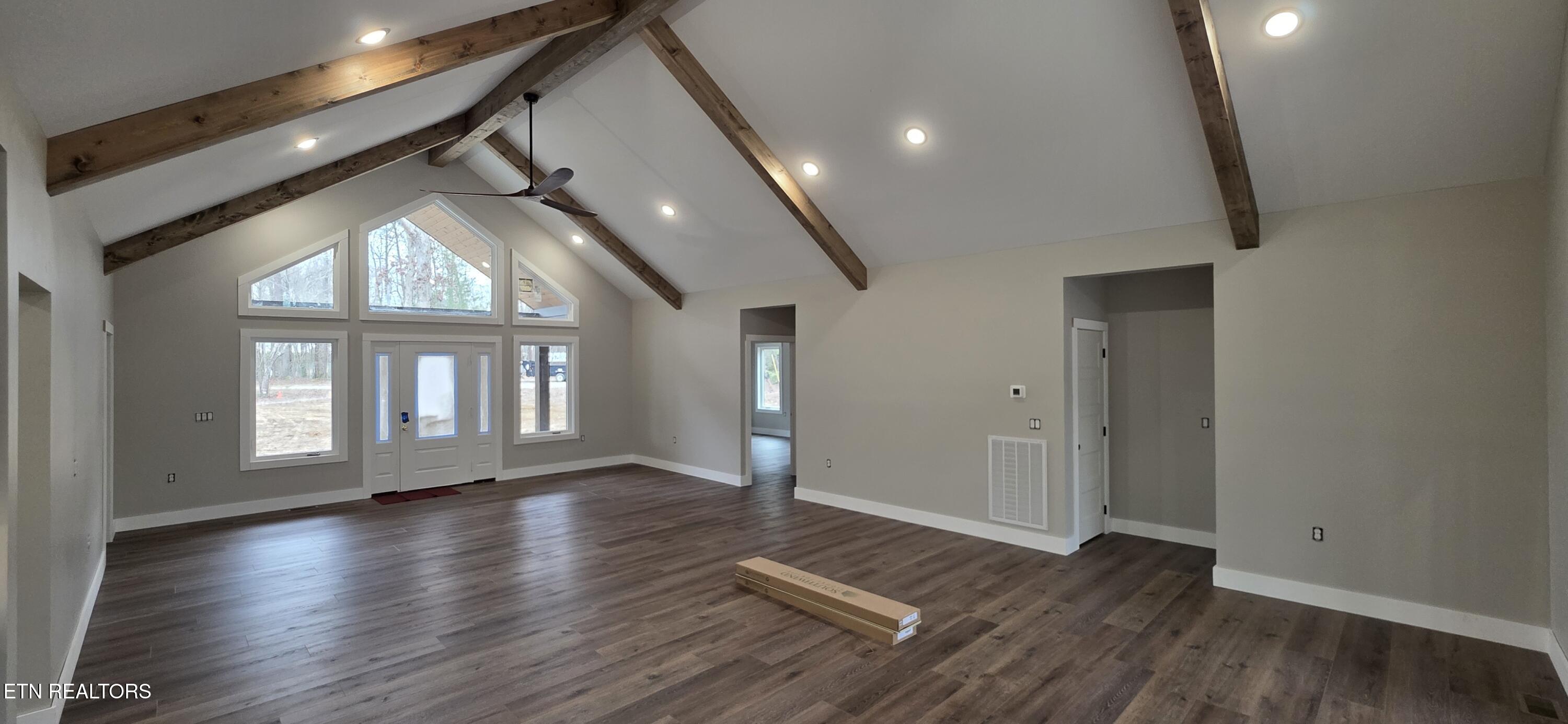 12 Pine Place Monterey, TN 38574 - Photo 9 of 25 pine main room to front door