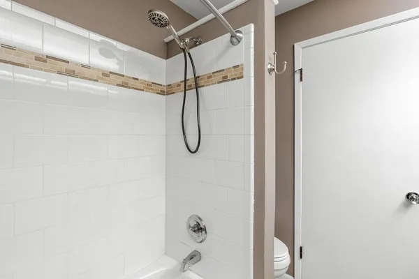 $359,900 | 307 21st Street Northwest, Austin, MN 55912