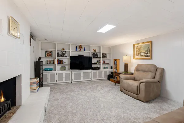 $359,900 | 307 21st Street Northwest, Austin, MN 55912