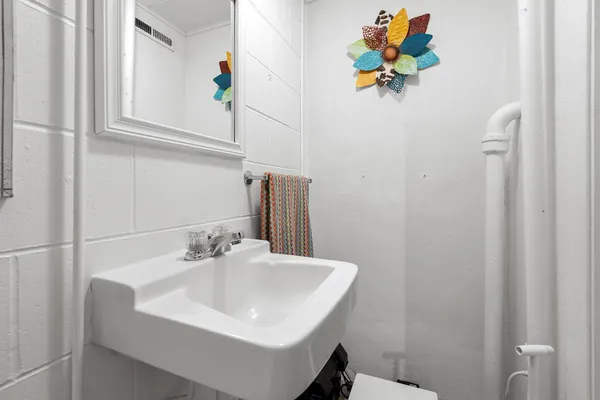 $359,900 | 307 21st Street Northwest, Austin, MN 55912