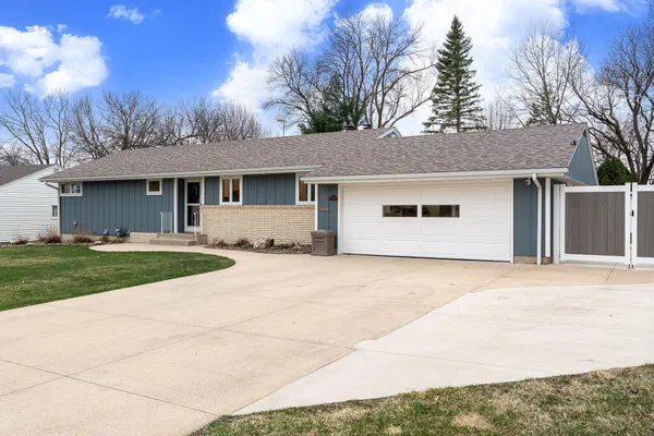 $359,900 | 307 21st Street Northwest, Austin, MN 55912
