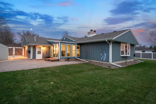 $359,900 | 307 21st Street Northwest, Austin, MN 55912