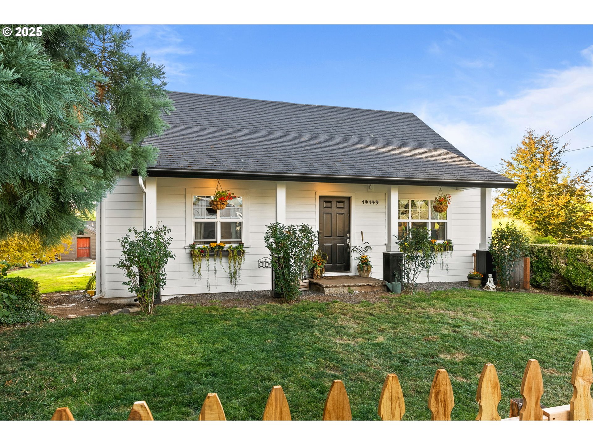 19149 South South End Road Oregon City, OR 97045 - Photo 4 of 29