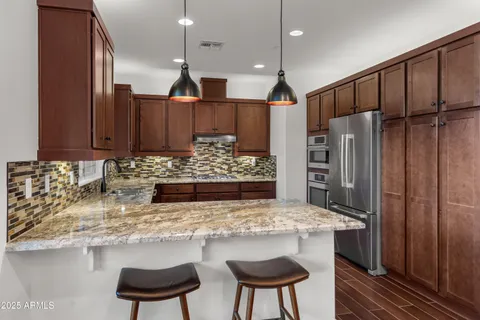 $884,000 | 10260 East White Feather Lane, Unit 1050, Scottsdale, AZ 85262