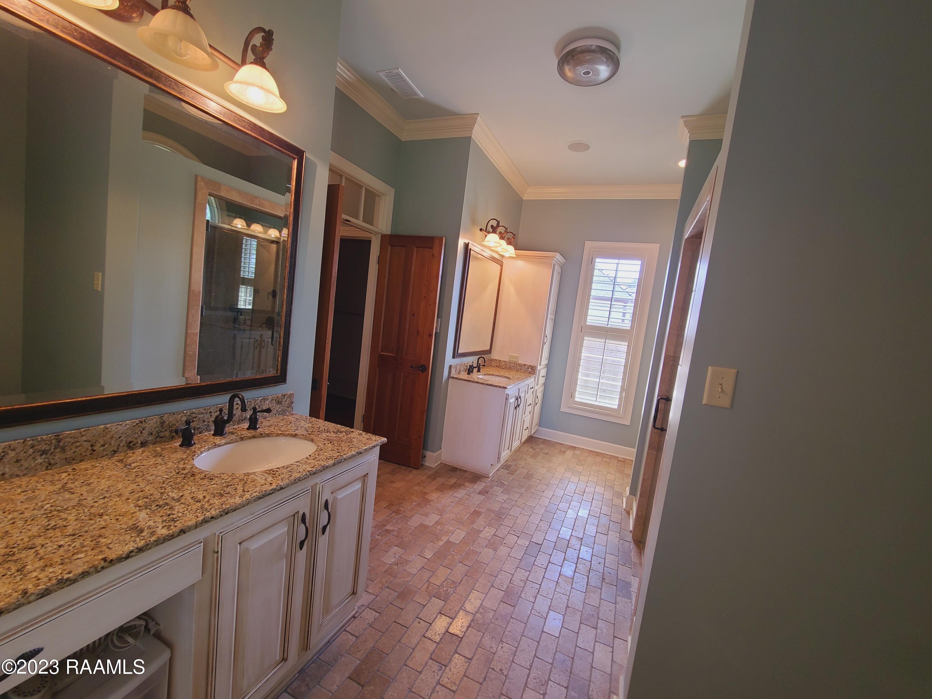 110 Wembley Road Lafayette, LA 70503 - Photo 12 of 28 Master Bathroom