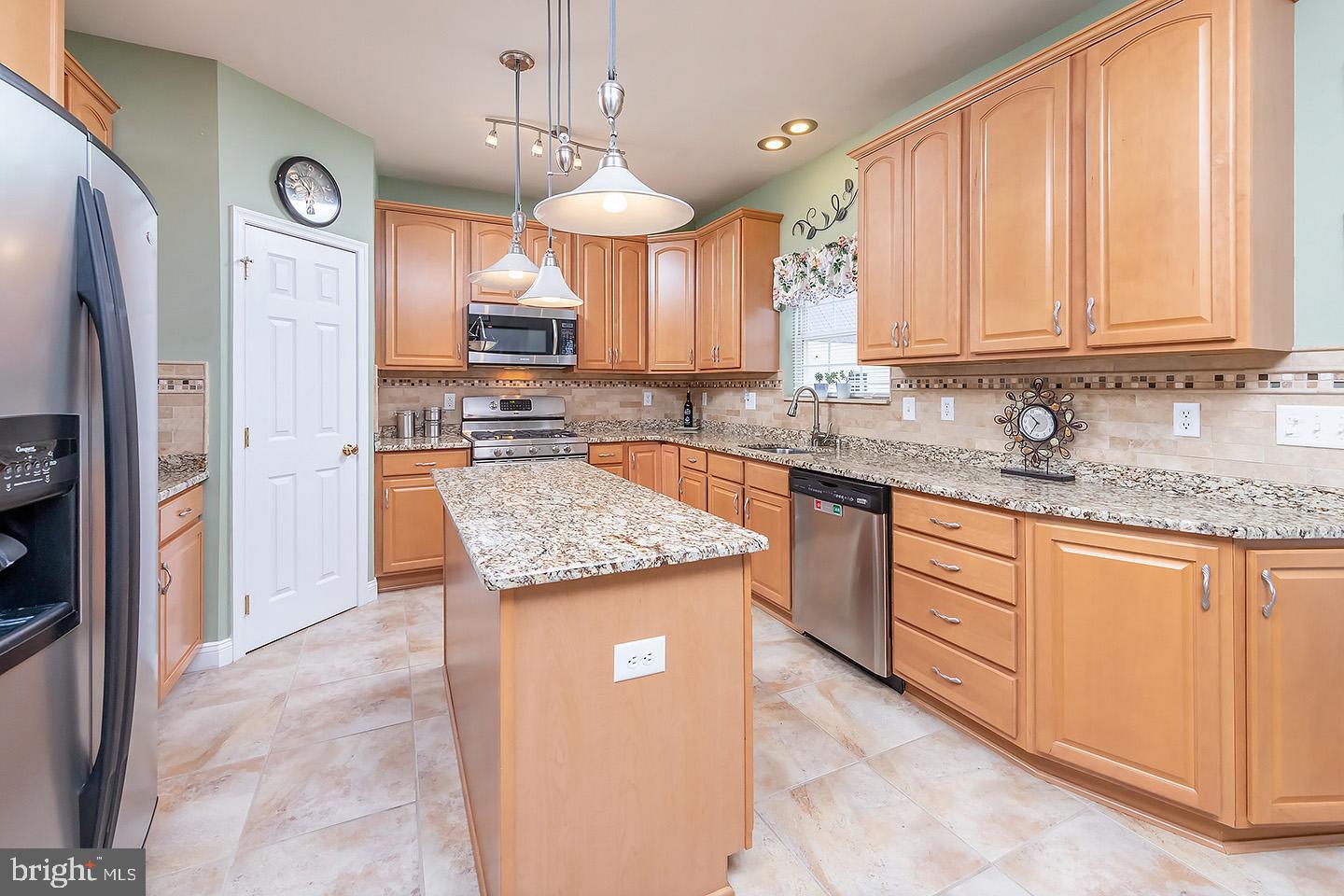 105 Tara Run Road Swedesboro, NJ 08085 - Photo 17 of 34