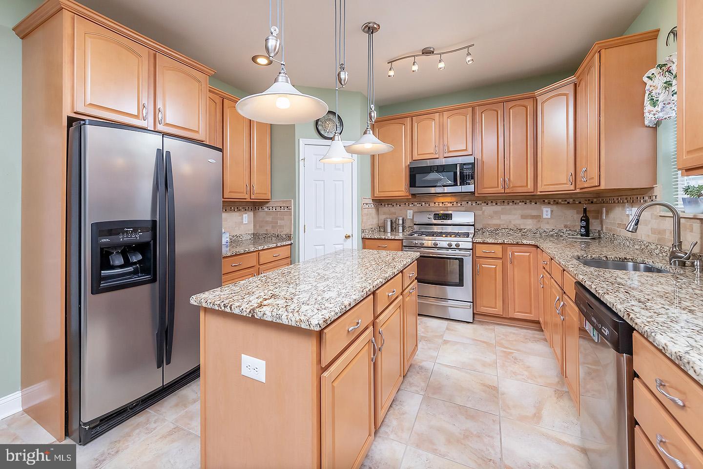 105 Tara Run Road Swedesboro, NJ 08085 - Photo 18 of 34