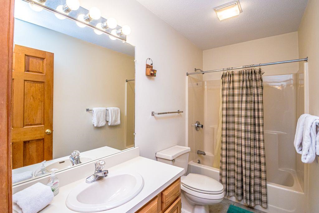 22 Eagle Rdg Condo Road, Unit 22 Bartlett, NH 03845 - Photo 11 of 35