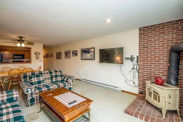 $419,000 | 22 Eagle Rdg Condo Road, Unit 22, Bartlett, NH 03845