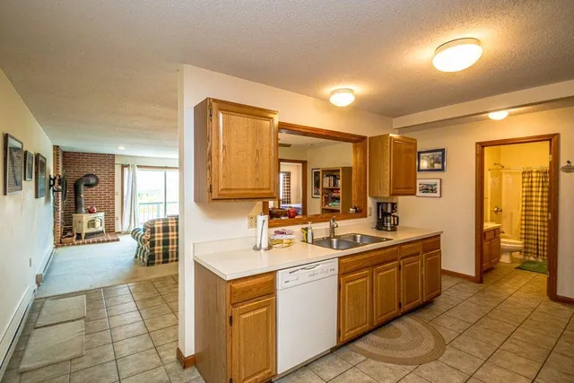 $419,000 | 22 Eagle Rdg Condo Road, Unit 22, Bartlett, NH 03845