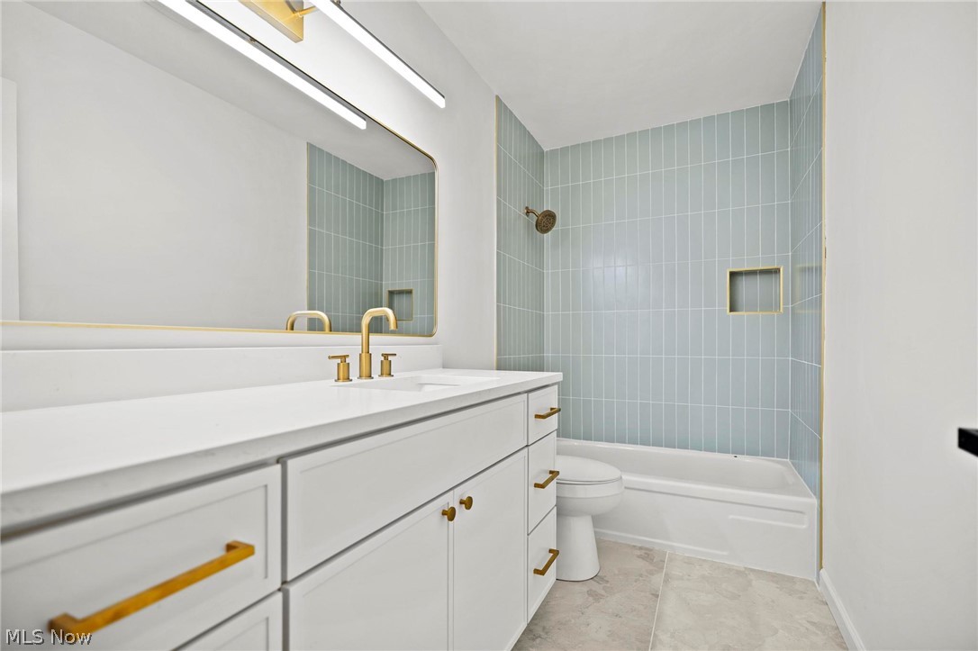 24729 Ronan Road Bedford Heights, OH 44146 - Photo 17 of 32 Gallery Image 17