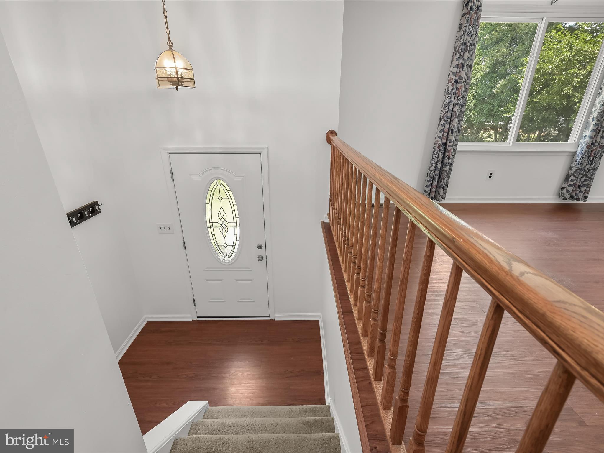 1321 Streaker Road Sykesville, MD 21784 - Photo 8 of 54 Foyer
