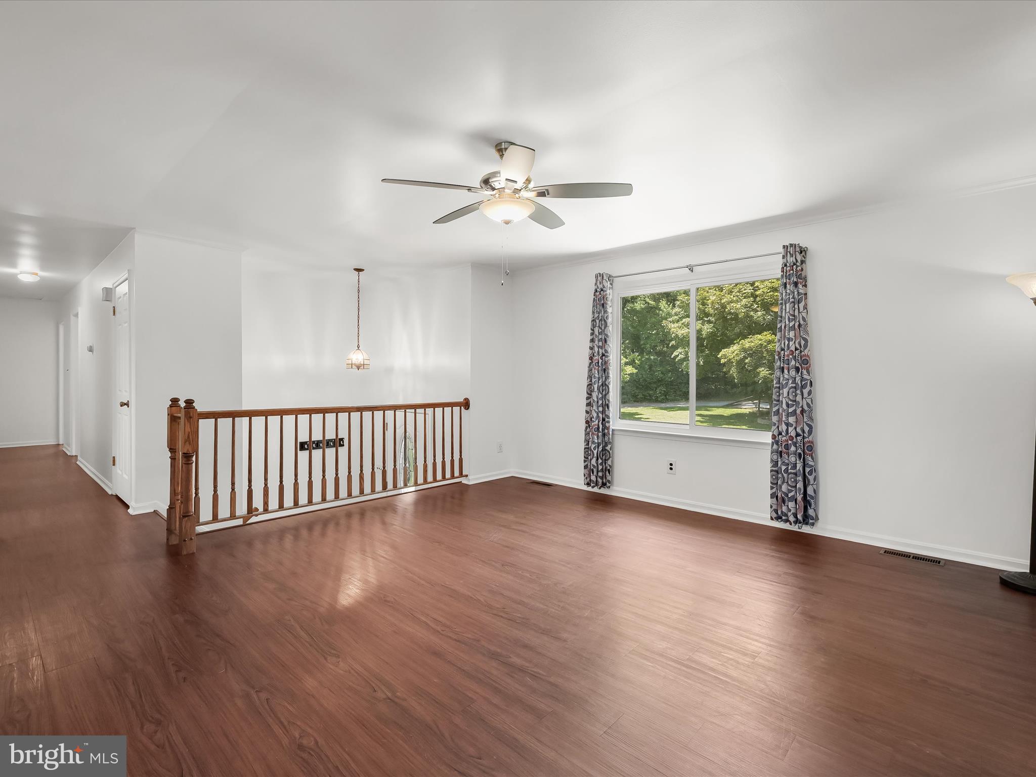 1321 Streaker Road Sykesville, MD 21784 - Photo 10 of 54 Living Room