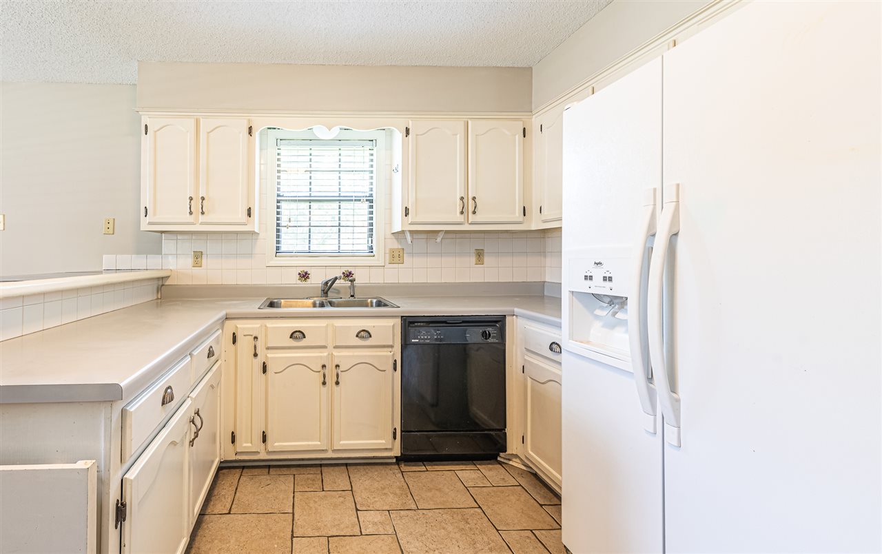 7814 Fawn Ridge Cove Memphis, TN 38016 - Photo 10 of 25 Gallery Image 10
