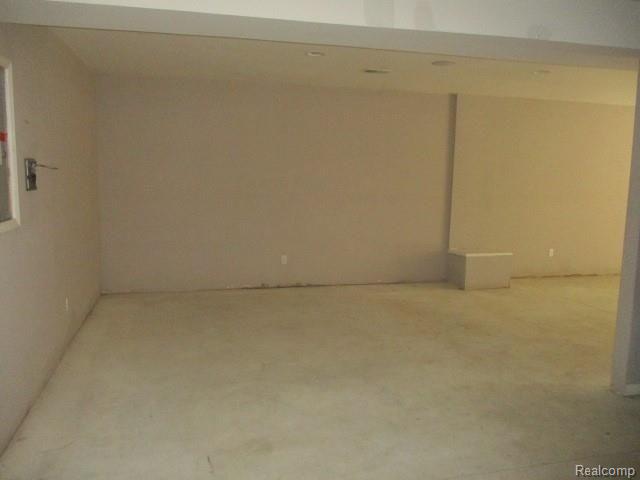 760 Harding Street Detroit, MI 48214 - Photo 14 of 20 157.JPG