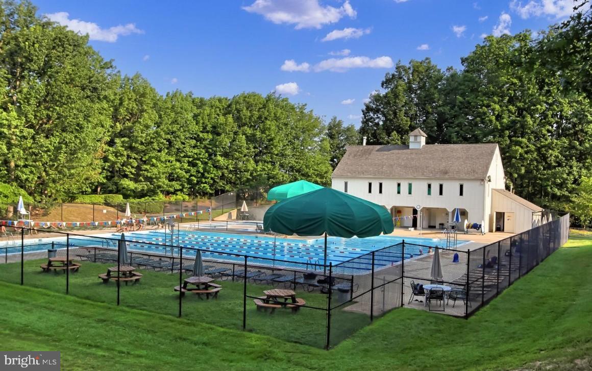 5833 Cove Landing Road, Unit 304 Burke, VA 22015 - Photo 14 of 34 5 Pools included! Close by "Landings" pool