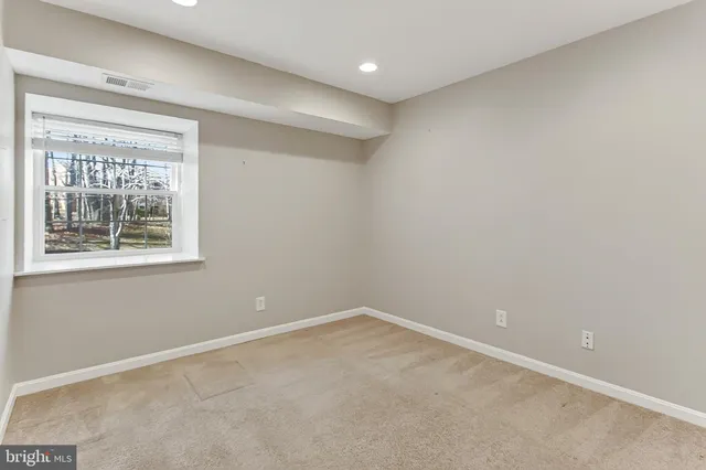 $380,000 | 5833 Cove Landing Road, Unit 304, Burke, VA 22015