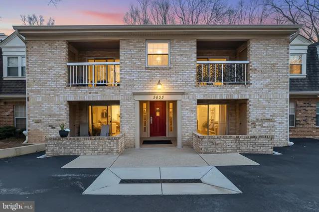 $380,000 | 5833 Cove Landing Road, Unit 304, Burke, VA 22015