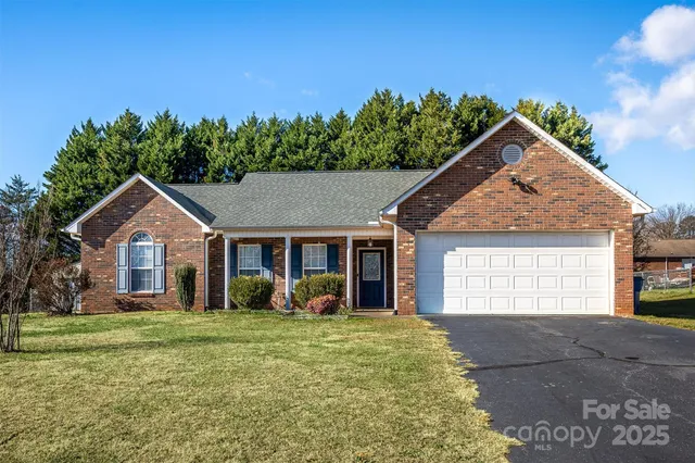 $289,999 | 5045 Stetson Lane, Claremont, NC 28610