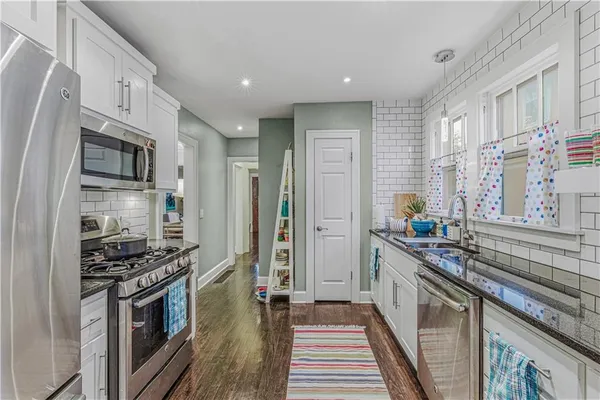 $295,000 | 4233 Mercier Street, Kansas City, MO 64111
