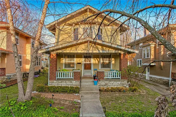 $295,000 | 4233 Mercier Street, Kansas City, MO 64111