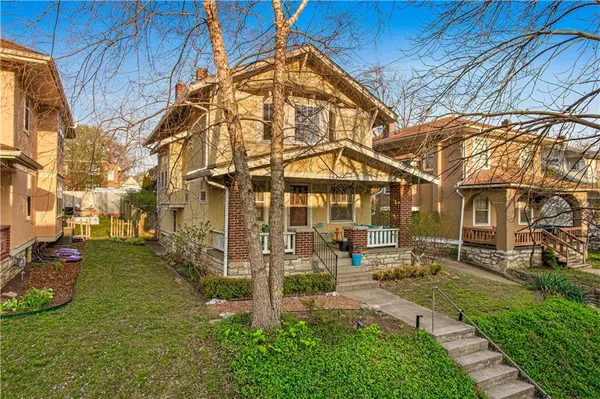 $295,000 | 4233 Mercier Street, Kansas City, MO 64111