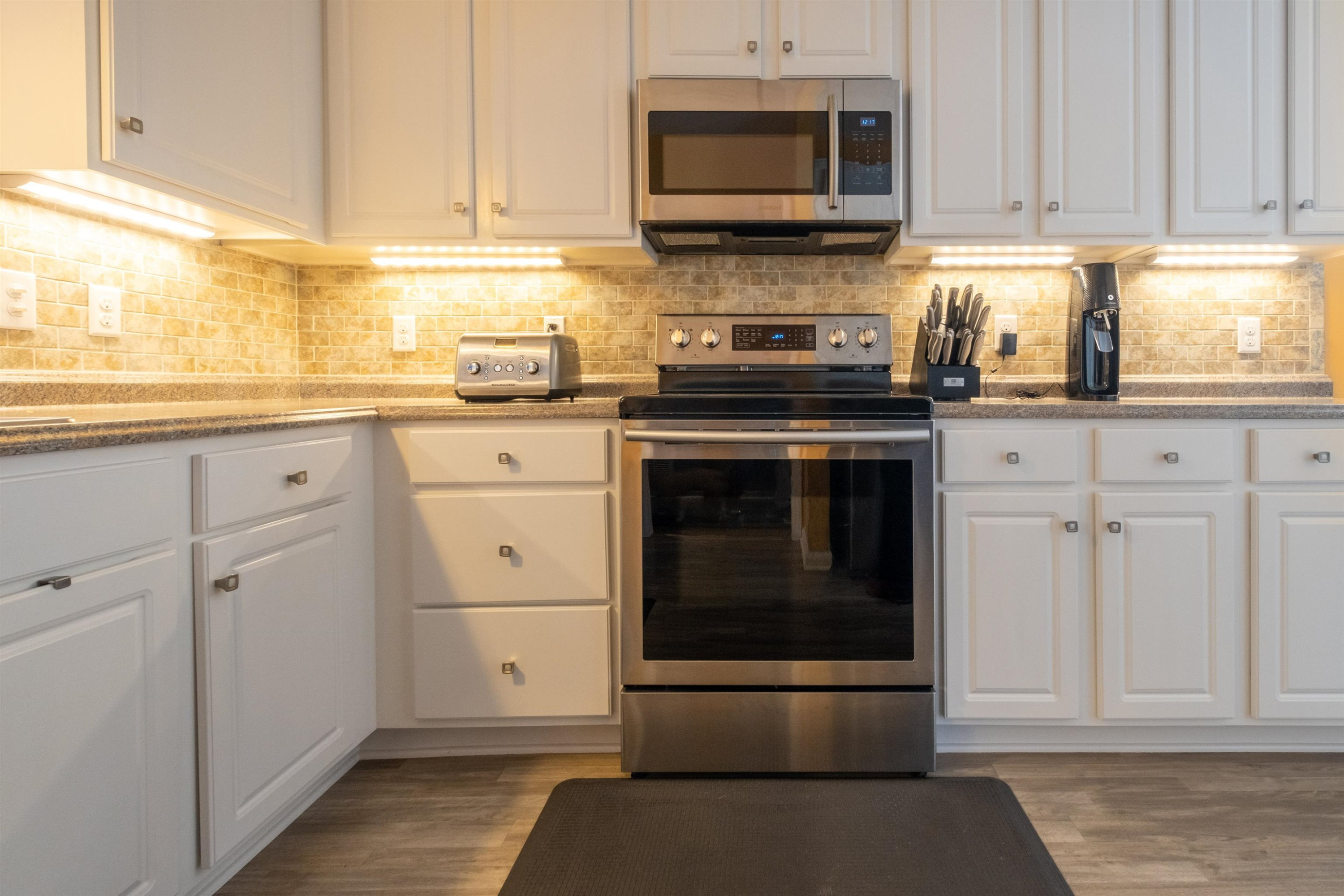 1929 Castle Pines Drive Raleigh, NC 27604 - Photo 10 of 23 Photo 10