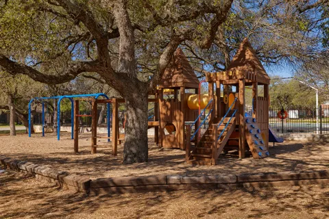 $849,000 | 10326 Salida Drive, Austin, TX 78749
