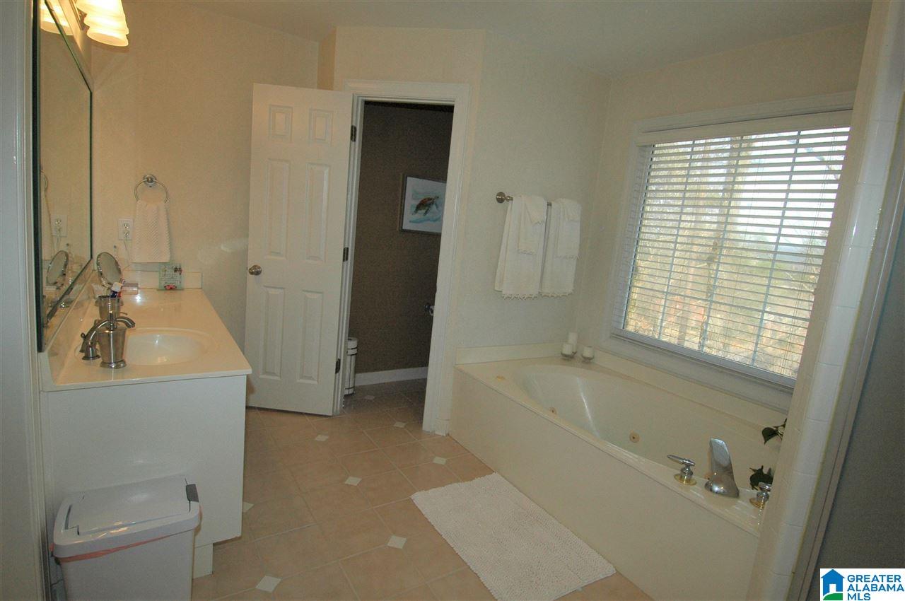100 Maple Trace Birmingham, AL 35244 - Photo 36 of 50