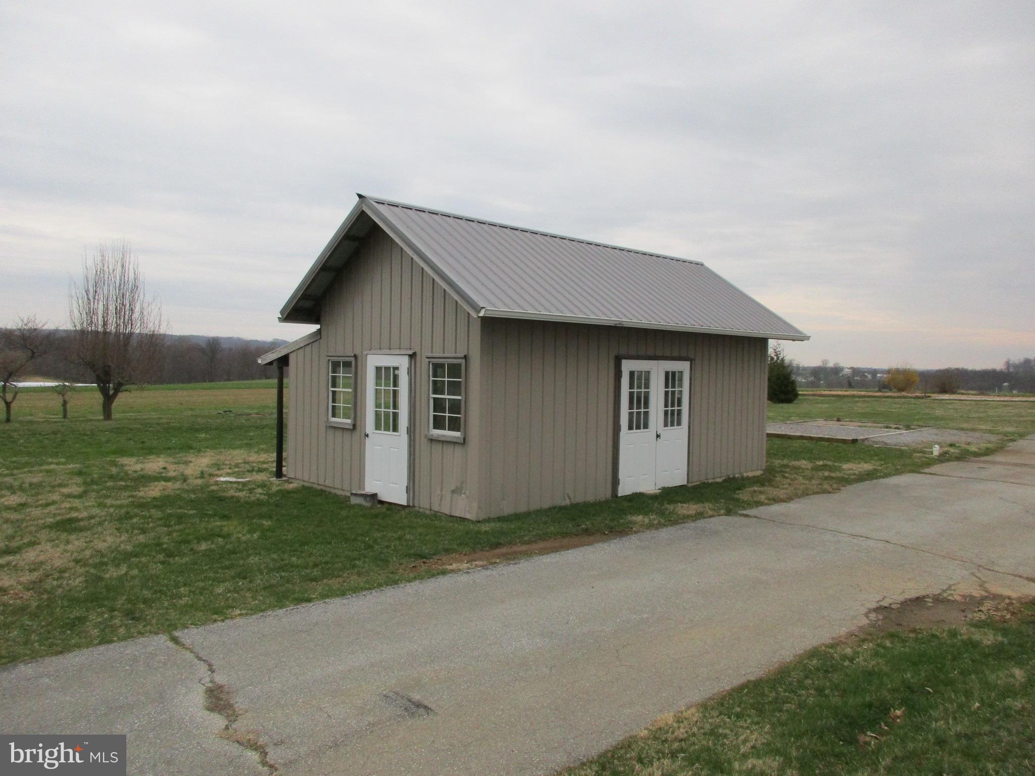 647 Red Hill Road Narvon, PA 17555 - Photo 4 of 8 Gallery Image 4